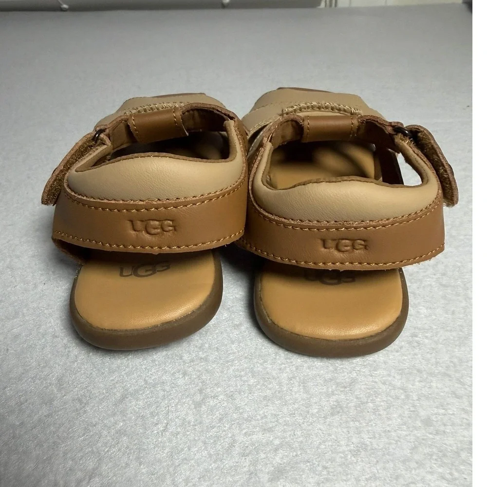 UGG Kids Kolding‎ Sandals Chestnut Sand Leather Fisherman Size 12 Toddler